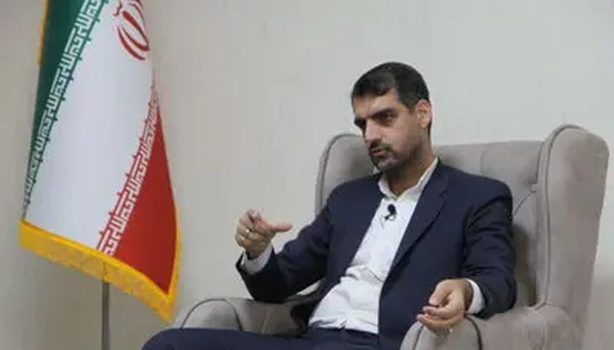 محمد منان رئیسی نماینده مجلس: خجالت میکشم آمار مهاجرت نخبگان را بگویم ...