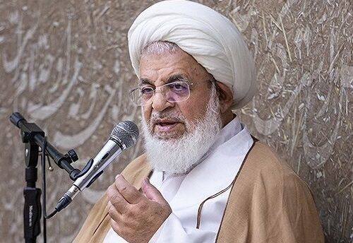 این نظام، نظامی است که امام حسین و اهل بیت و این همه شهید برای آن جان دادند تا به اینجا برسیم