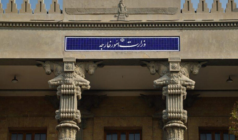 احضار جداگانه کارداران سفارت سوئد و دانمارک به وزارت امور خارجه