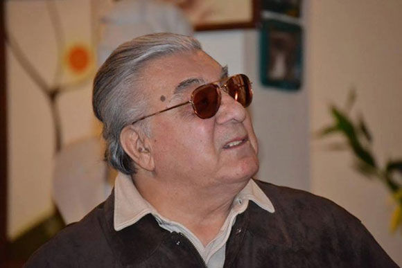 احسان خواجه‌امیری، محمد معتمدی و سالار عقیلی در منزل گلپا + عکس