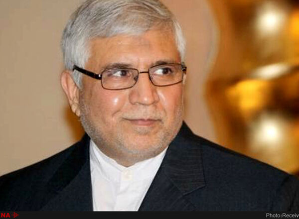 محسن پاک‌آیین: تا زمانی که شرایط جنگی باید ایران درباره موضوع هسته‌ای مذاکره نمی‌کند / اولویت ایران پایان جنگ است