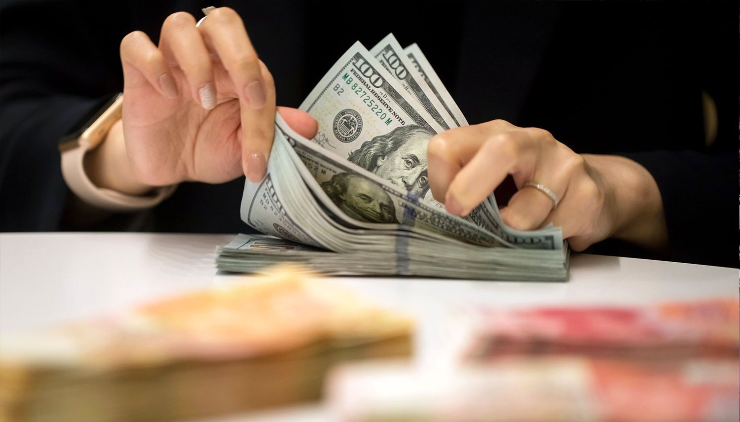 آیا نرخ ارز بعد از یک دهه نوسان به ثبات می‌رسد یا نه؟