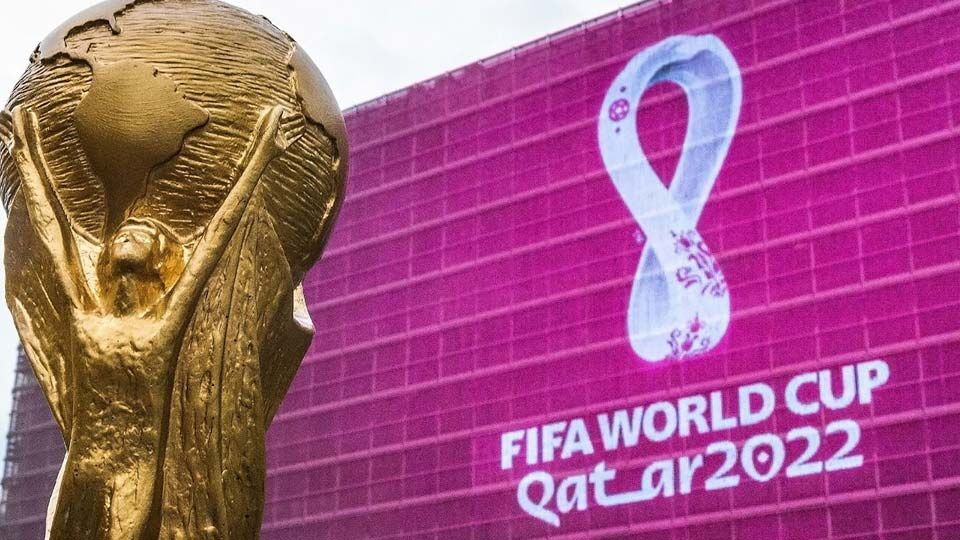 بازیگر مشهور هندی از جام قهرمانی قطر 2022 رونمایی می‌کند