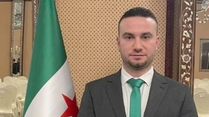 انفجارهای دمشق همزمان با سفر مکرون؛ دمشق از «اهداف سیاسی» پشت حمله خبر داد