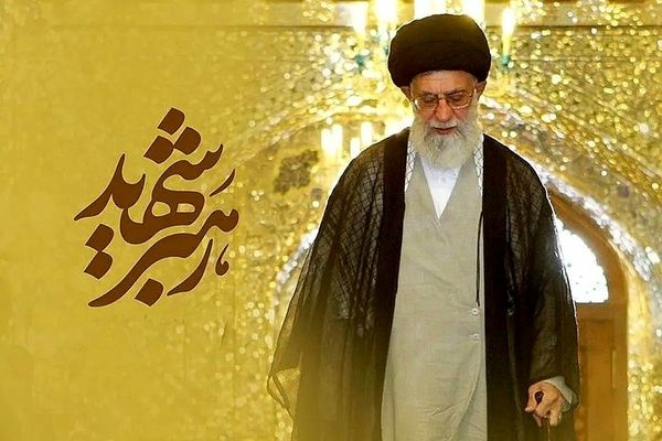 دبیر ستاد تشییع رهبر شهید: برنامه تشییع را از میدان فرودگاه مشهد خواهیم داشت/ امکان این که همه بتوانند پیکر را ببینند یا دست‌ها به پیکر و خودرو‌ها برسد، وجود ندارد