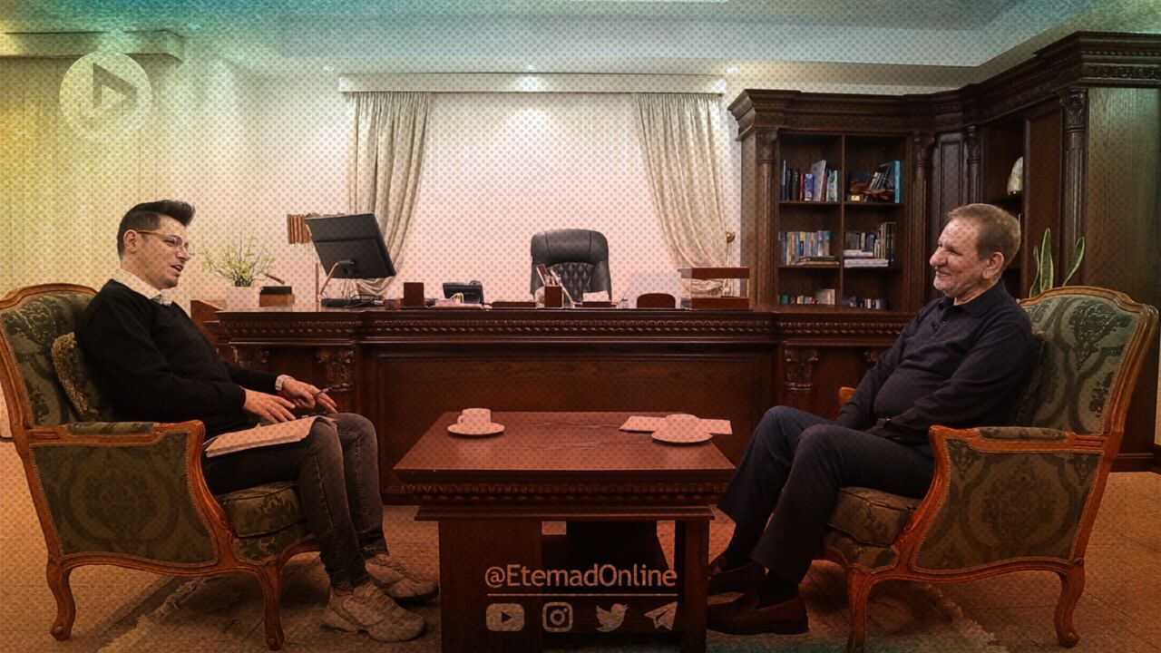 از نظر توسعه و اقتصاد، نصف ترکیه و عربستان شده‌ایم/ قرار بود بعد از پیکان، تولید پراید را متوقف کنیم