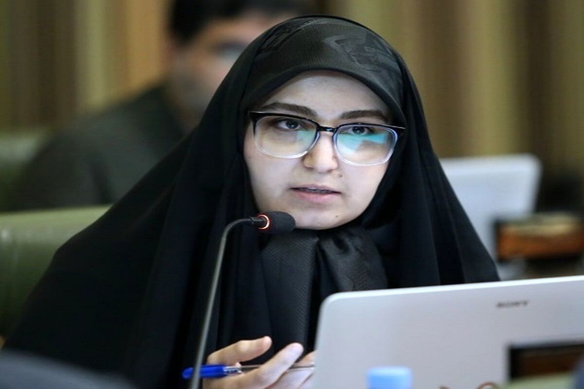 نرجس سلیمانی خطاب به زاکانی: اگر شورا را پایبند به قانون نمی‌دانید، می‌توانید استعفا دهید؛ هیچ چیز بهتر از استعفای آسان شما، عیار قانون‌مداری‌تان را نشان نمی‌دهد