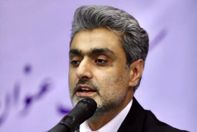 سراجی: با عزل هیات رییسه چیزی درست نمی‌شود