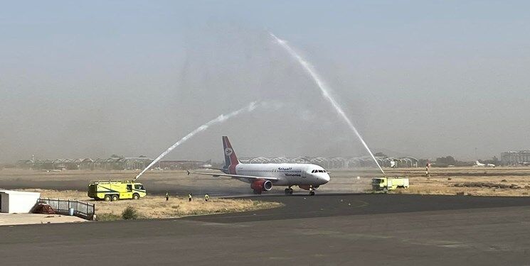 پس از ۶ سال؛ اولین پرواز از فرودگاه تحت محاصره صنعاء