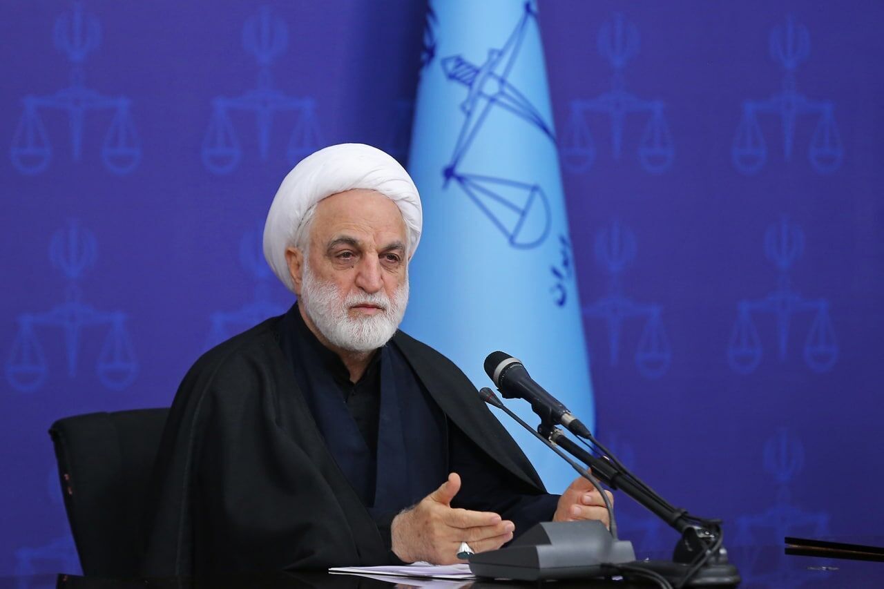 صرف تذکر و اعمال مجازات سبک برای اجرای قانون عفاف و حجاب کارساز نیست