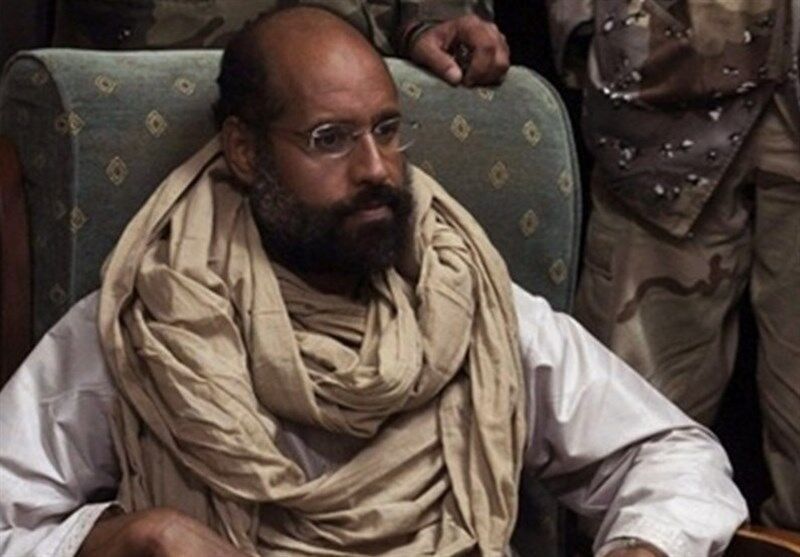 جزئیاتی جدید از کشته شدن پسر معمر قذافی؛ چهار فرد مسلح و نقابدار به محل اقامت او یورش بردند/ برای از بین بردن آثار جرم، ابتدا دوربین های مدار بسته را قطع کردند