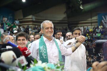 پیشتازی پزشکیان در انتخابات ریاست جمهوری
