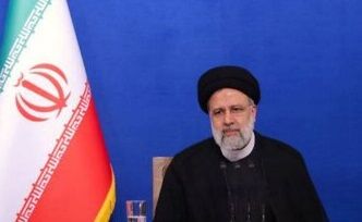 ببینید| تغییر سخنان رئیسی درباره پول‌های بلوکه شده ایران بعد از دادن کاغذ به او!