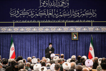 غایبان مهم دیدار با رهبرانقلاب؛ همچنان از احمدی‌نژاد خبری نیست