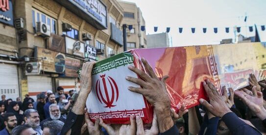 خاکسپاری پیکر شهید گمنام در سازمان قضایی نیروهای مسلح خوزستان