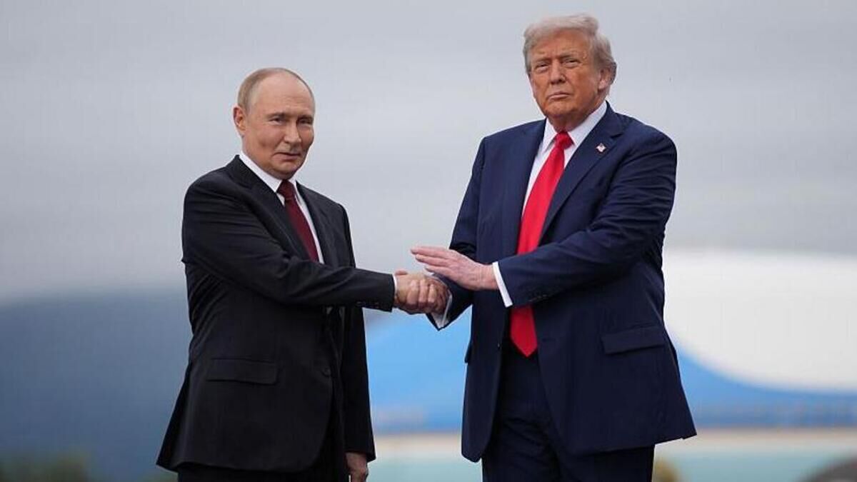 گفت‌وگوی ۱/۵ ساعته ترامپ با زلنسکی، رهبران اروپا و  ناتو در بازگشت از آلاسکا