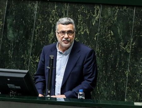 نمایندگان مجلس با ۱۶۰ رأی موافق از پاسخ‌های وزیر بهداشت قانع شدند