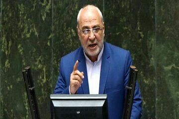 هشدار صریح و جدی یک نماینده به فرزین و خاندوزی؛ توضیحاتتان قانع‌کننده نباشد باید برکنار شوید، نمی‌توانید، دلیلی بر ماندن وجود ندارد