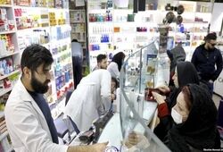 کمبود قرص استامینوفن کدئین در بازار / سرپرست یک داروخانه: فقط دو بسته از این دارو به می‌دهند