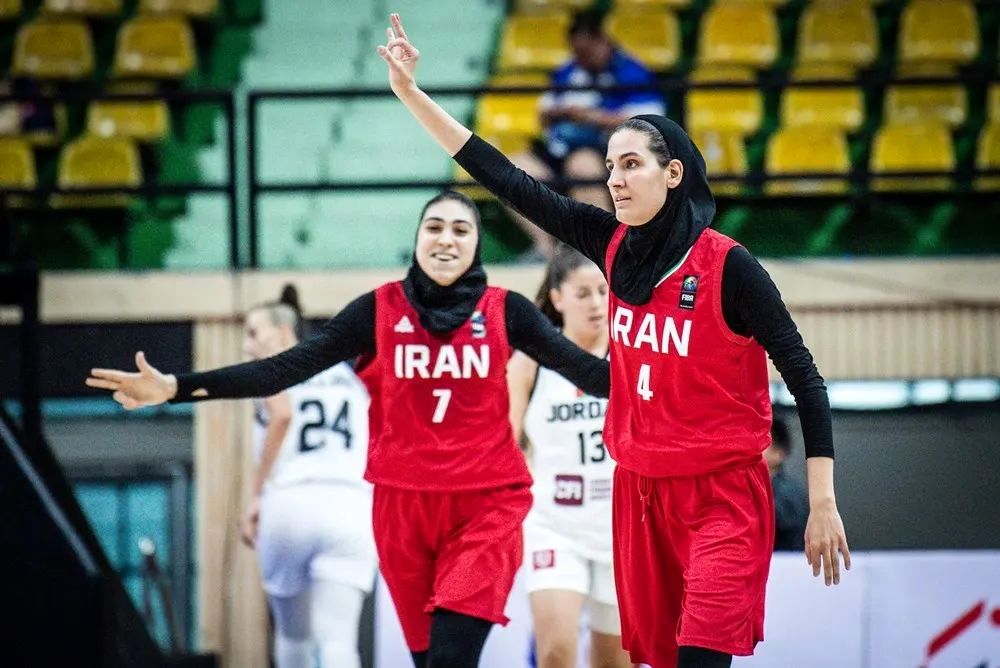 تفاوت پاداش زنان با آقایان؟ در جامعه ما این چیزها وجود دارد و کاری هم نمی شود کرد!/ پرسپولیسی دو آتشه هستم!