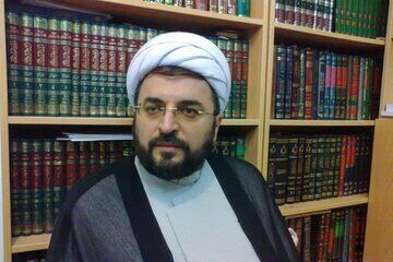 واکنش هادی سروش به اظهارات اخیر علی مطهری؛ حمله به نوروز در طول سالهای بعد از انقلاب بصورت جدی تری دیده شده، آیت‌الله بروجردی در این ایام عیدی هم می‌داد!
