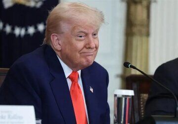 اولین واکنش ترامپ به اعلام توافق ایران و آمریکا: به همه تبریک می‌گویم اجازه می‌دهم که تردد از تنگه هرمز بدون اخذ عوارض بازگشایی شود، هم‌زمان با این دستور، رفع فوری محاصره دریایی ایالات متحده را نیز مجاز اعلام می‌کنم