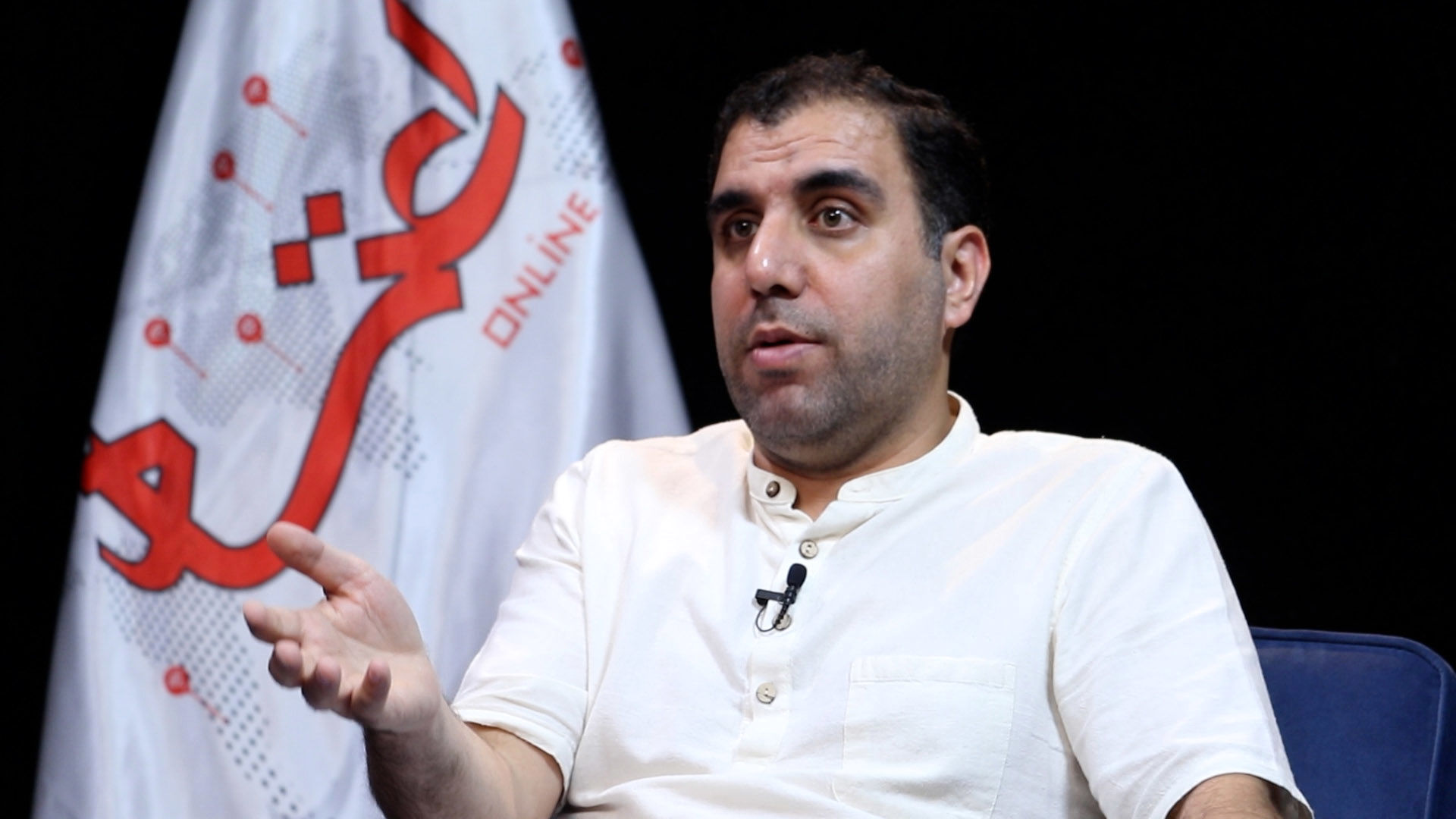 سیاسیون ما یا واقعا نمی‌دانند برنامه چیست یا خالی می‌بندند/ یا باید کیف‌کش باشید یا آقازاده یا داماد
