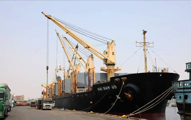 تأیید ایمنی زیرآب توسط مدیر بنادر شرق هرمزگان/ ازسرگیری فعالیت بندر شهید باهنر