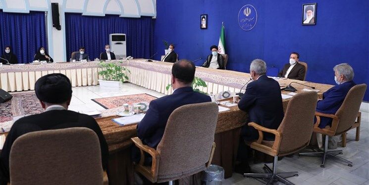 کدام مدیر دولت رئیسی به دلیل حقوق نجومی برکنار شد؟