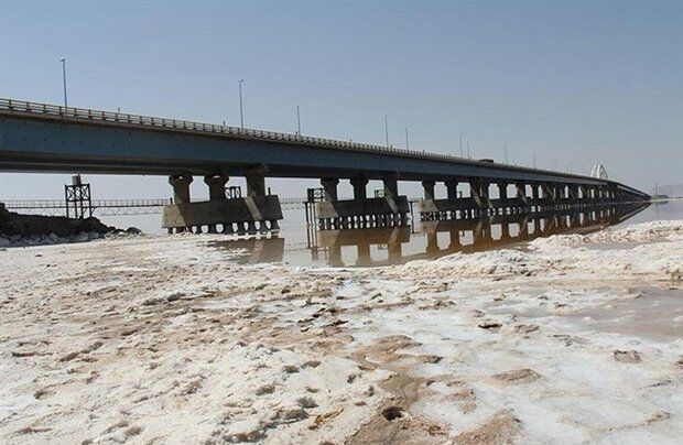 جان دریاچه ارومیه در خطر است