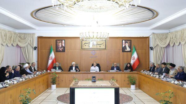 گفت‌وگوی تلفنی پزشکیان با استاندار مازندران در مورد میانکاله در جلسه هیئت دولت