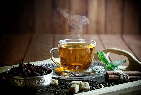 دمنوش‌هایی که در ماه رمضان آب بدن را تامین می‌کنند