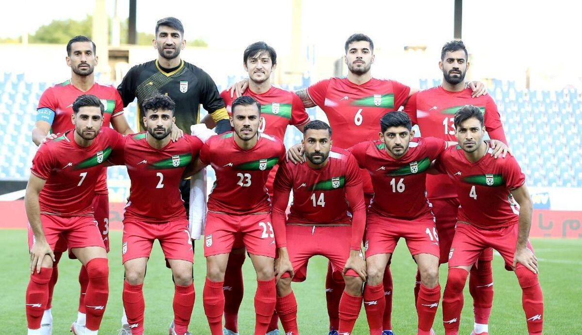 ایران برابر انگلیس قرمز میپوشد