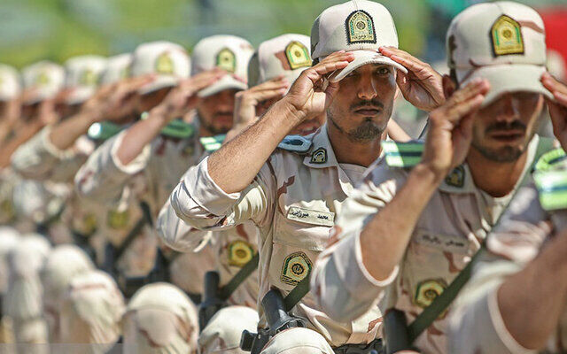 احتمال سربازی ستارگان استقلال، پرسپولیس و سپاهان!/ سرلک، نورافکن، جلالی و عمری باید به سربازی بروند!