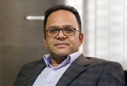 رحمن قهرمانپور: ترامپ در آستانه انتخابات میا‌‌ن‌دوره‌ای بیش از جنگ به توافق با ایران نیازمند است