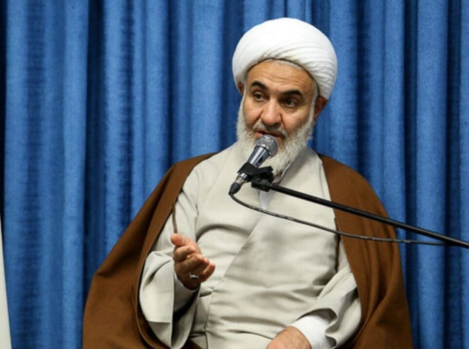 با بدحجابی که درپی اشاعه فحشا نیست با احترام رفتار شود؛ بسیاری از آن‌ها بی دین نیستند/ امر به معروف منحصر در حجاب نیست