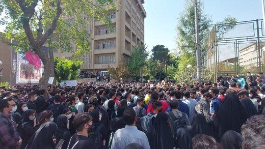 ویدئو | این فعال دانشجویی به خاطر عدم برخورد دستگاه قضایی با سلبریتی‌ها در حوادث اخیر کشور بغض کرد!