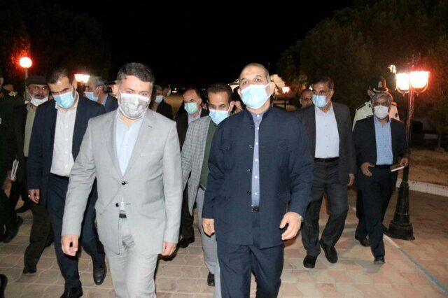 وزیر کشور وارد یزد شد