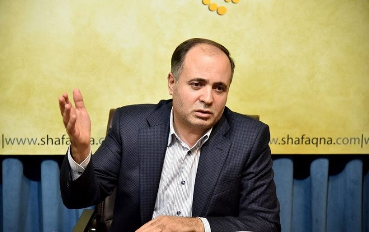 قانون اساسی حتی به «رهبری» مصونیت قضایی نداد، اما آن را به هیئت مولدسازی دادند