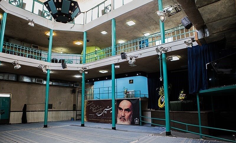 تصاویری جالب از مسئول زن اهل کنگو در جماران