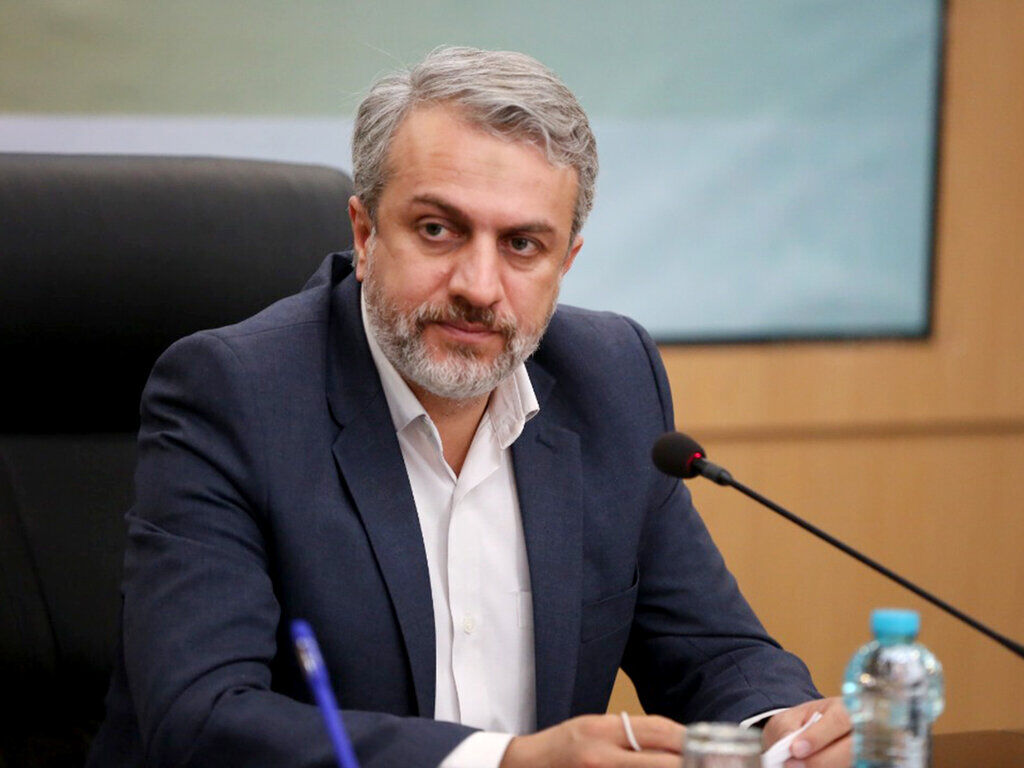 راهکار وزیر صمت برای متقاضیانی که نوبت تحویل خودروهایشان سال آینده است: بپذیرید و مدل دیگری انتخاب کنید